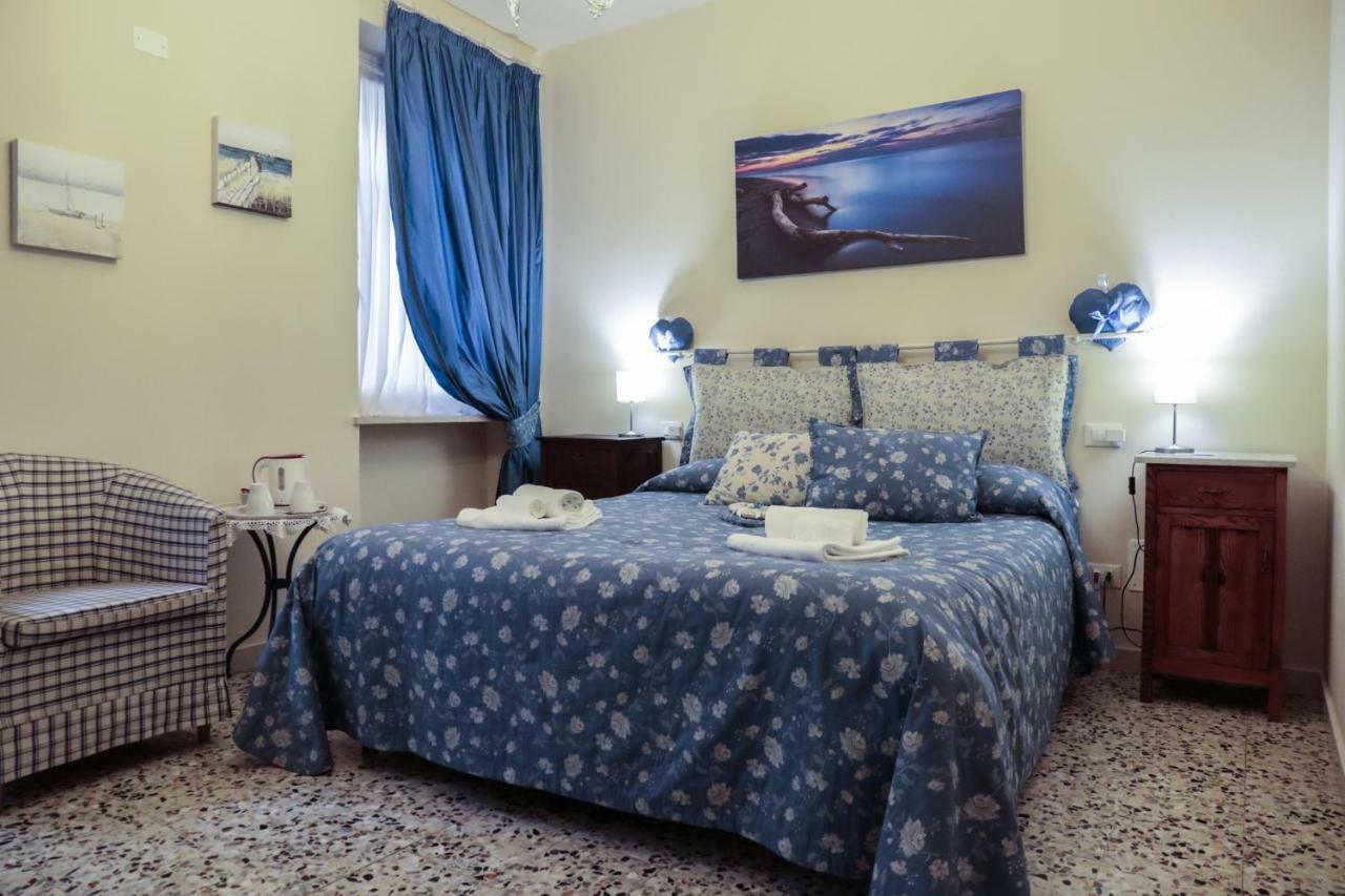 Le Finestre Sul Borgo Rooms Peschiera del Garda Zewnętrze zdjęcie